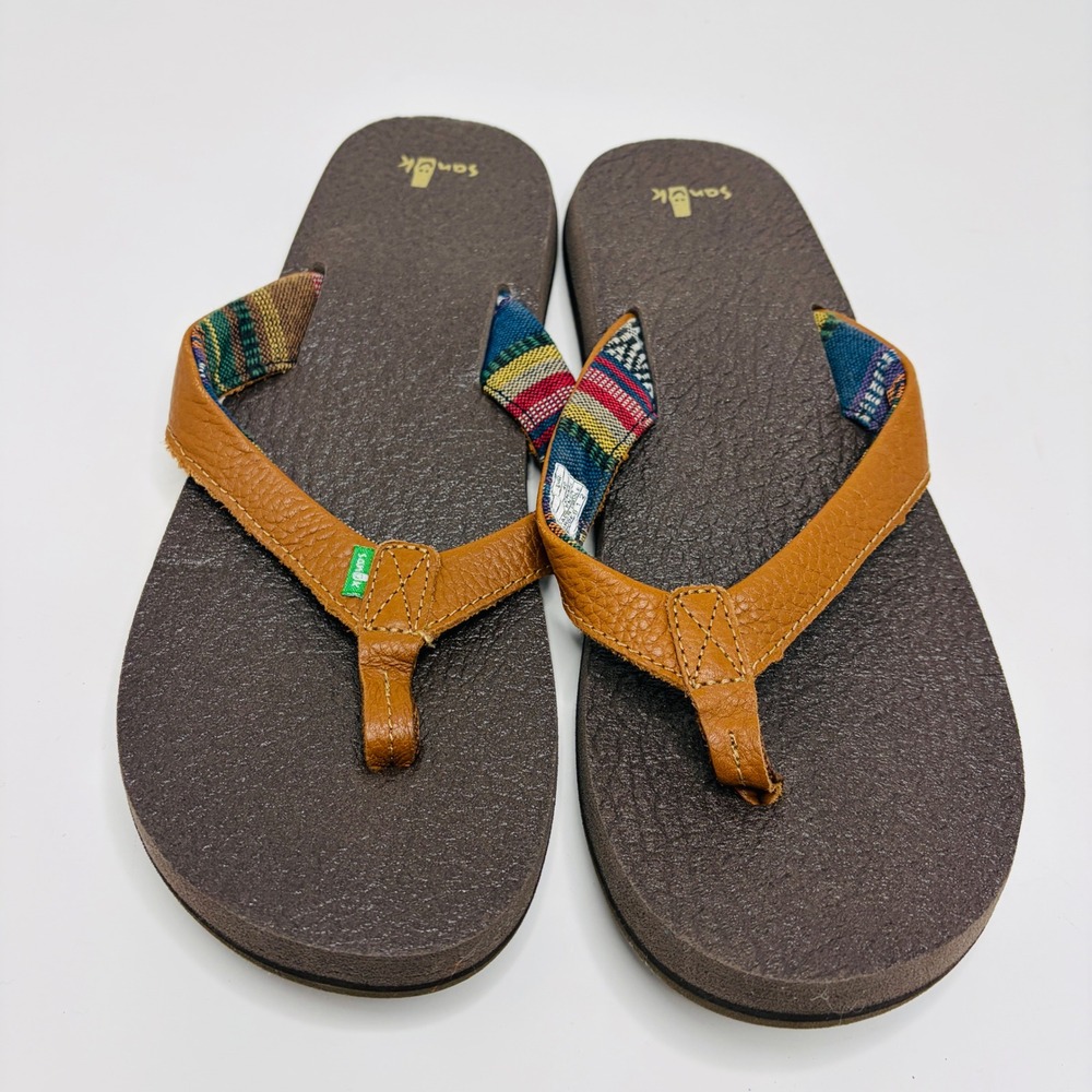 Sanuk Women's 9 Yoga Mat Leather Flip Flop Sandals Brown Multi Thong Summer Soft
